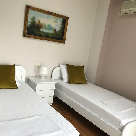 Joy Hotel Саранда Экстерьер фото