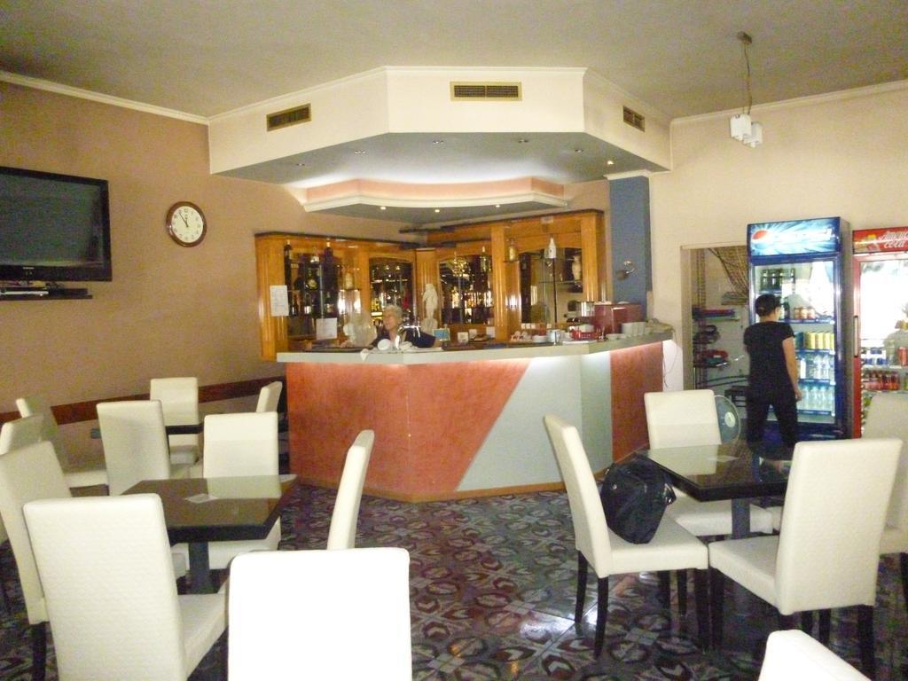Joy Hotel Саранда Экстерьер фото