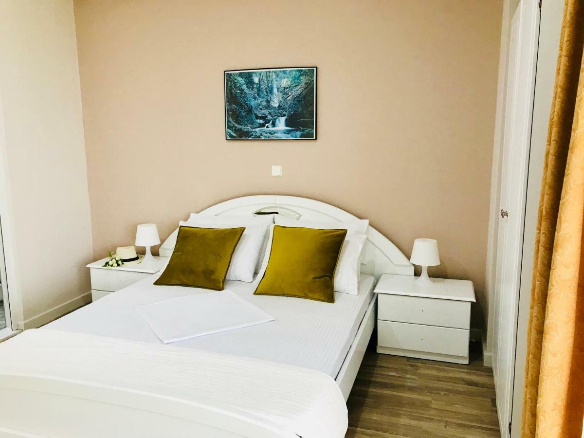 Joy Hotel Саранда Экстерьер фото