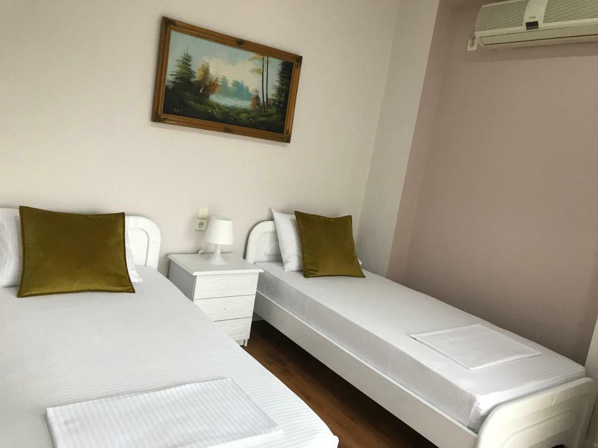 Joy Hotel Саранда Экстерьер фото