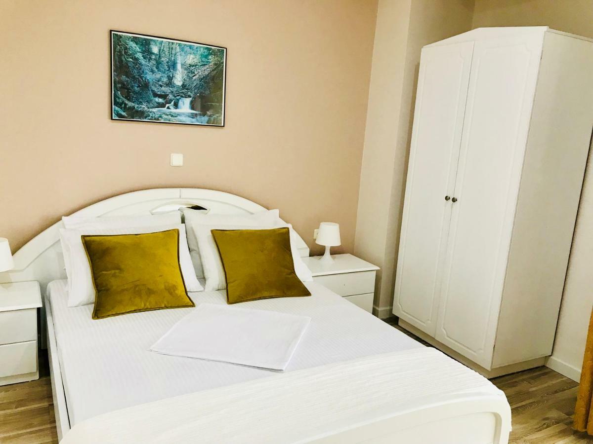 Joy Hotel Саранда Экстерьер фото