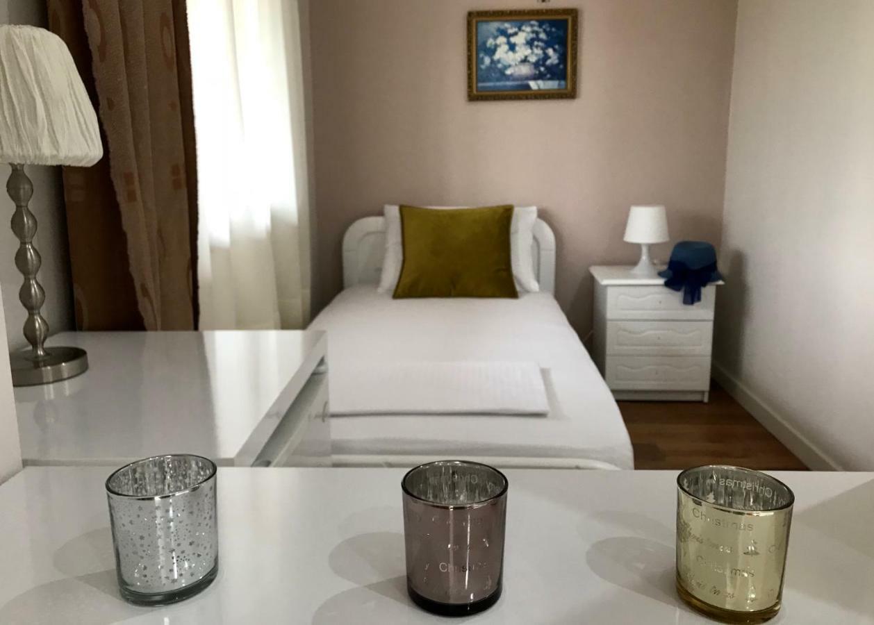 Joy Hotel Саранда Экстерьер фото