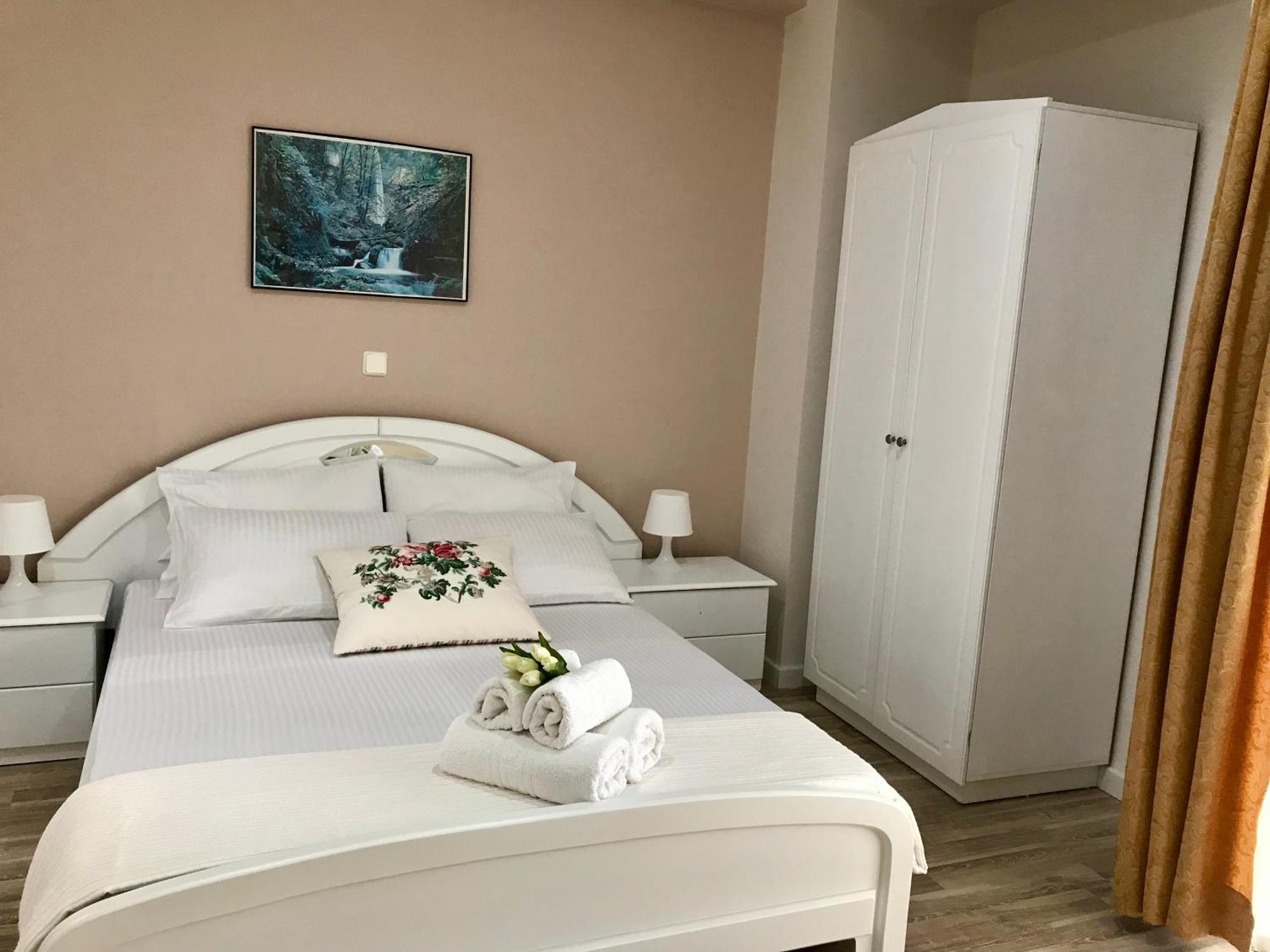 Joy Hotel Саранда Экстерьер фото